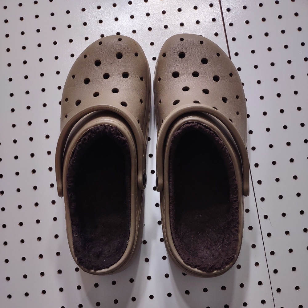 Bundle of Mens 12 Slip Ons - Picture 6 of 9